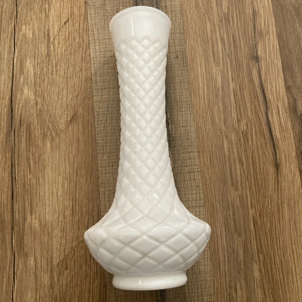 Vintage Hoosier Quilted Pattern White Milk Glass Bud Vase